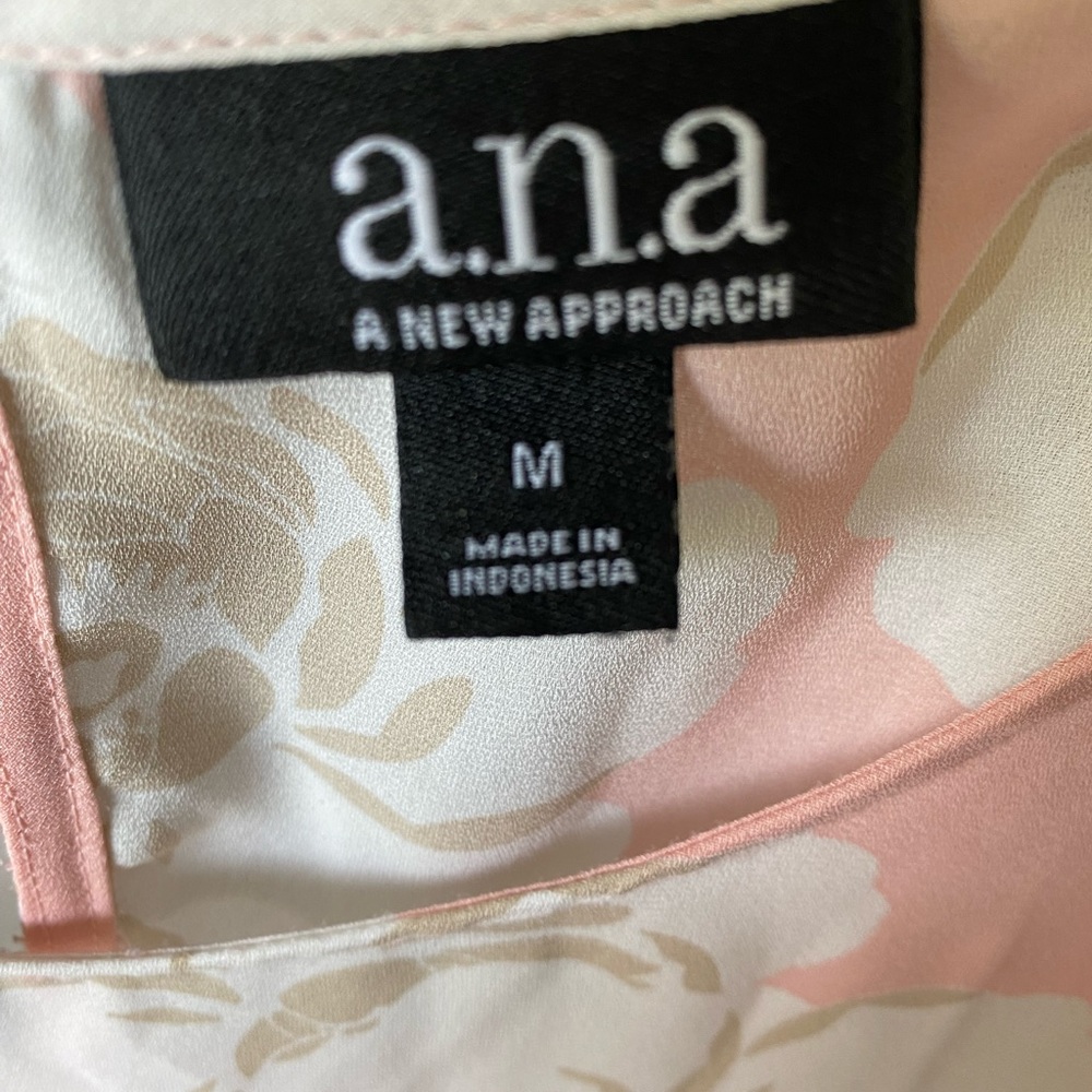 a.n.a. Floral Lightweight Top M - Picture 3 of 8